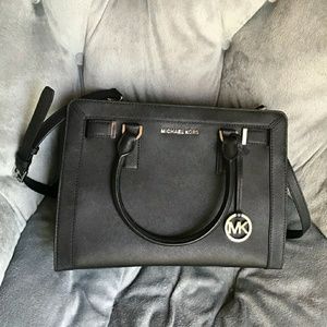 🛇SOLD 🚫MK purse. Great condition.